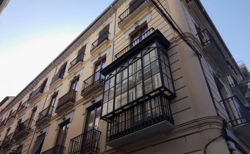 REHABILITACIÓN EDIFICIO 22 VIVIENDAS GRANADA 12 fotos duquesa 8